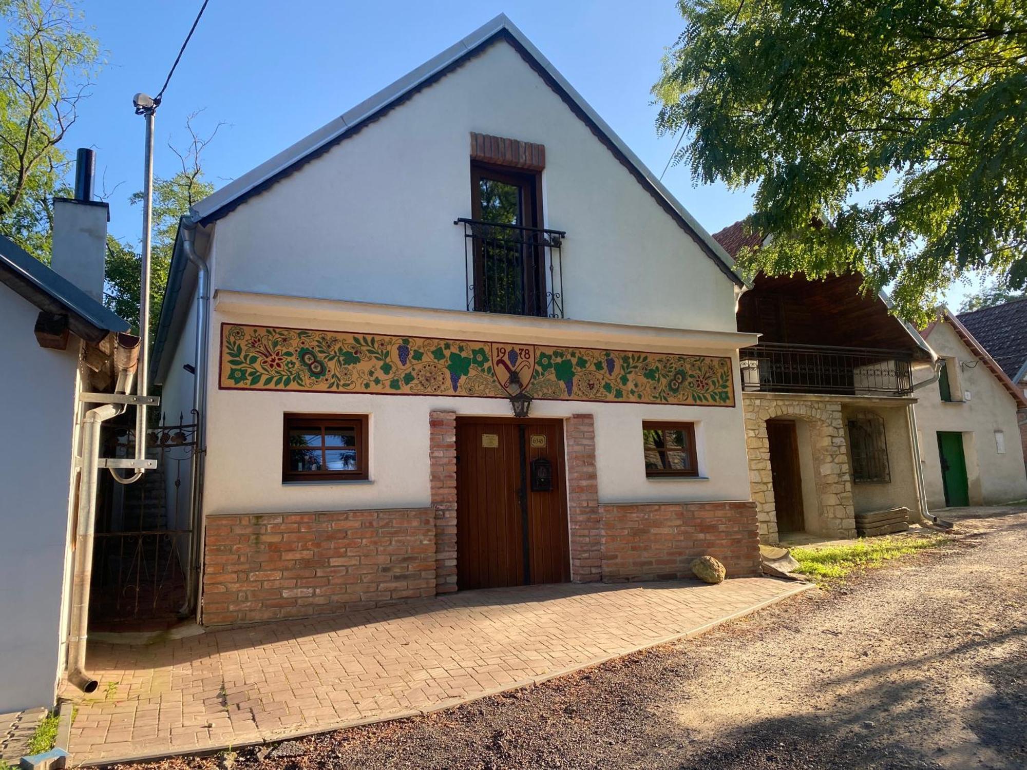 Wbs Vinarstvi U Lisu Znojmo 6345 Hotel Exterior foto